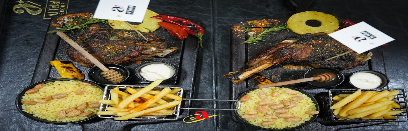 شيف مطعم الفيروز يقدم أشهى المأكولات